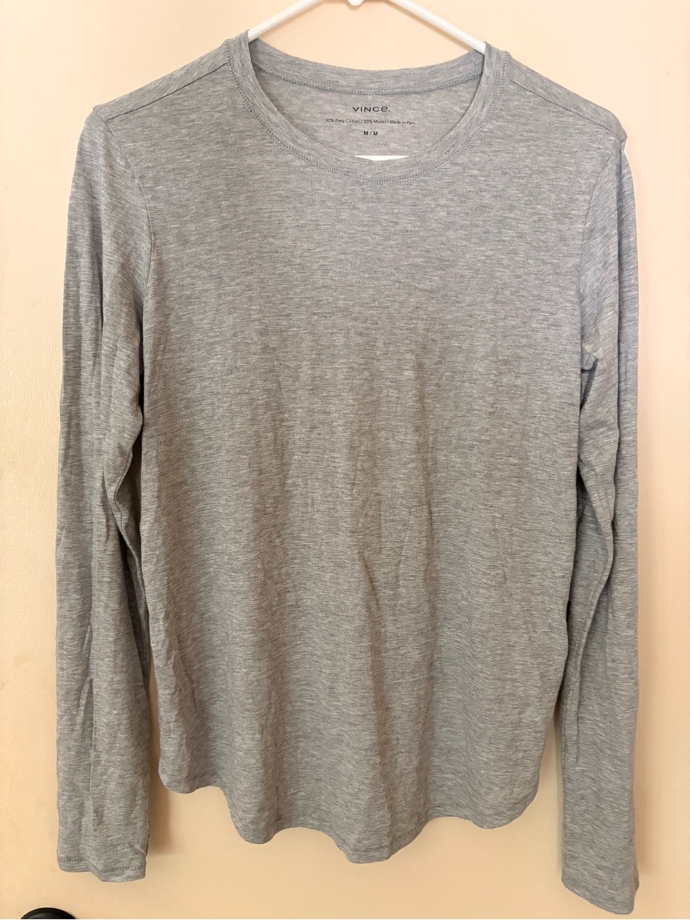 NWT Vince Essentials Heather Gray Crew t-shirt, size M